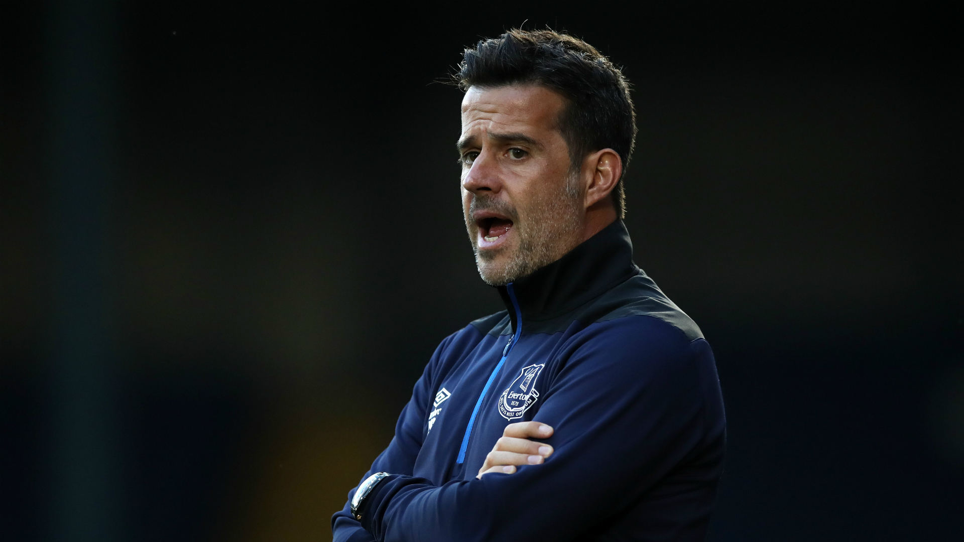 但对于运动 但对于运动